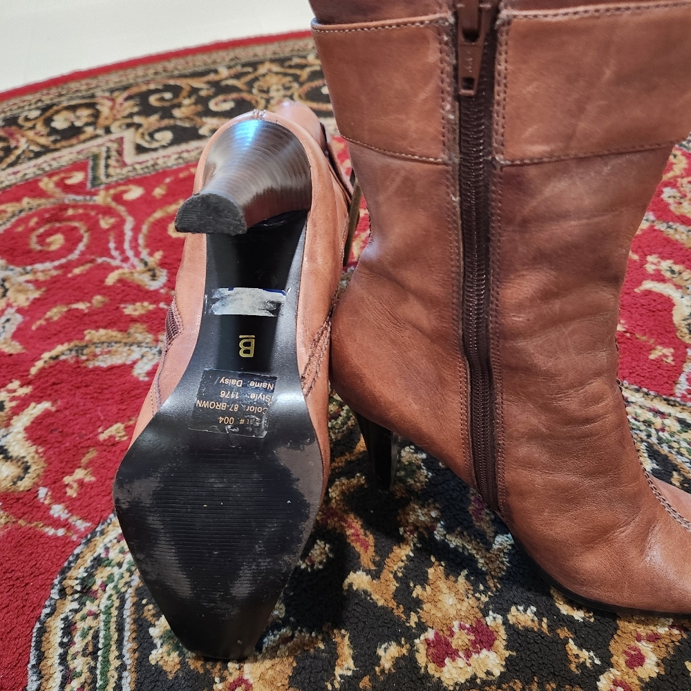 Vintage Bakers Daisy Cognac Leather Buckle Boots Y2K Square Toe Size 6.5 - Picture 4 of 7